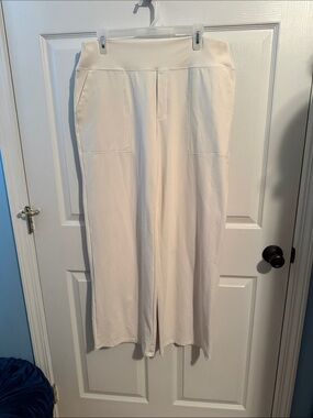 Wide-Leg Pull-On Pants in Cream